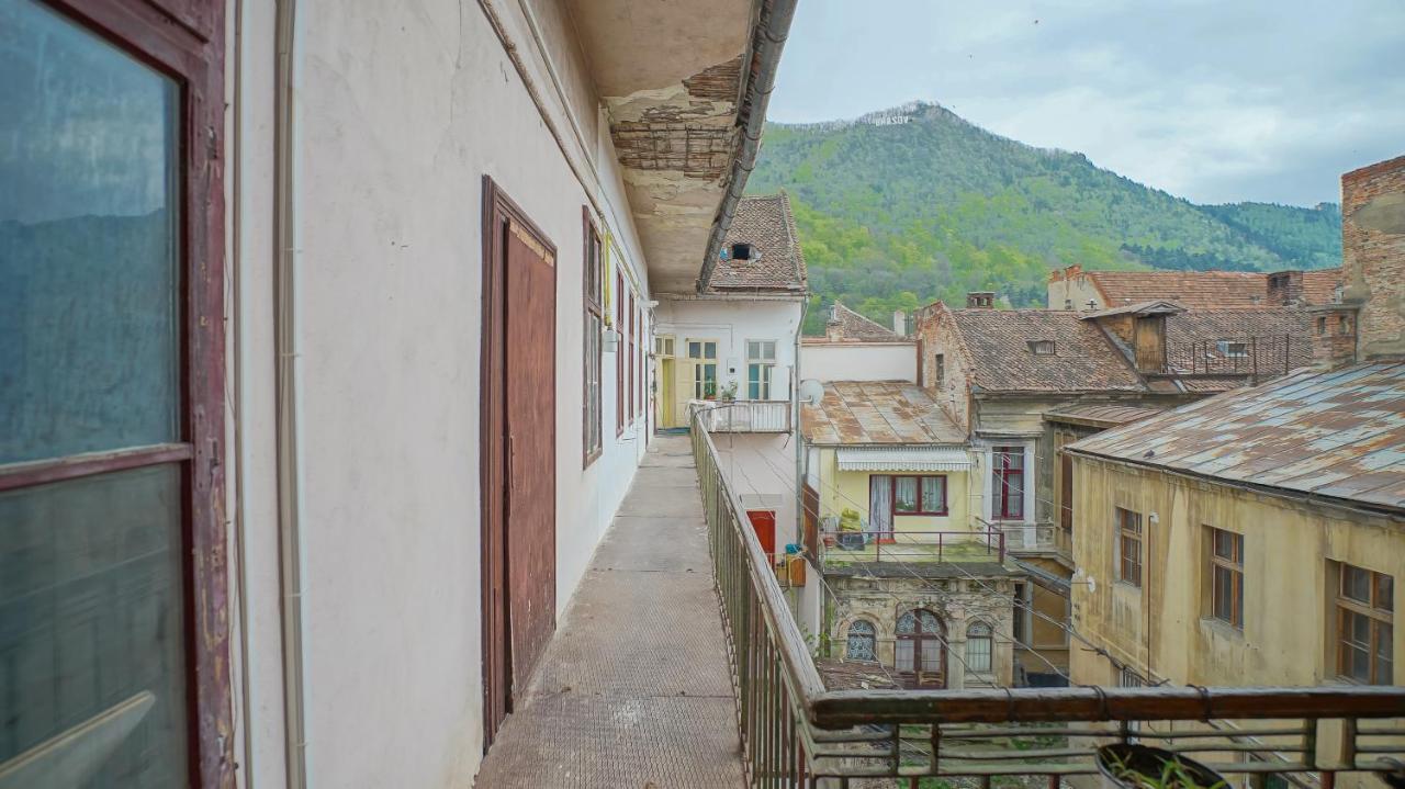 Coroni Republic Apart Apartment Brasov Ngoại thất bức ảnh